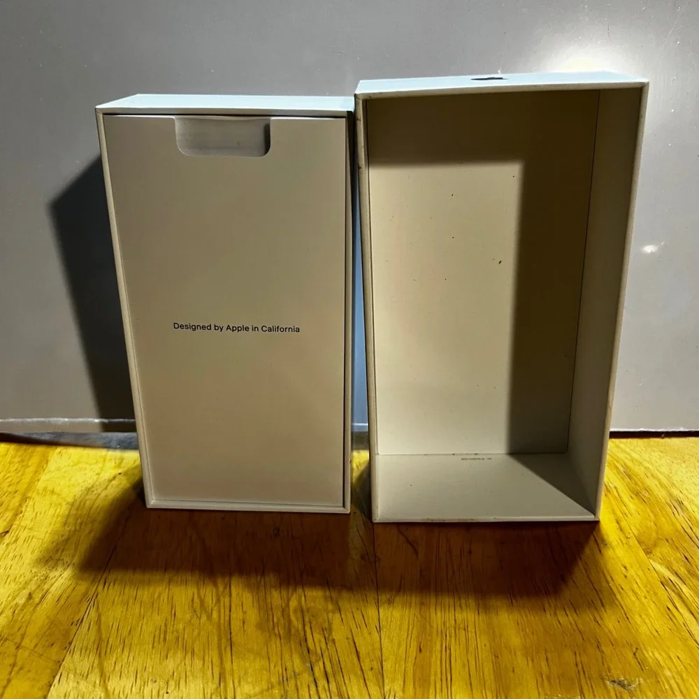 Apple 64GB iPhone X Box ONLY Space Gray Original Package EarPods Stickers A1865